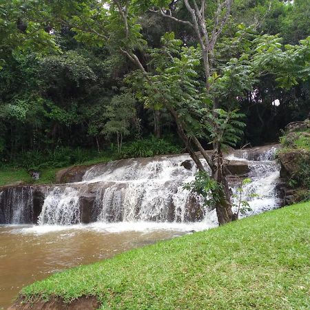 Chales Encantos De Minas Bueno Brandão Exteriér fotografie